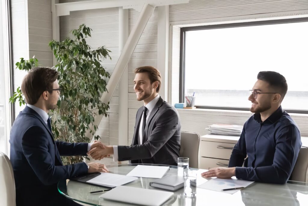 7 Conversations Every PM Must Have with Their Sponsor—Before the First Dollar Is Spent